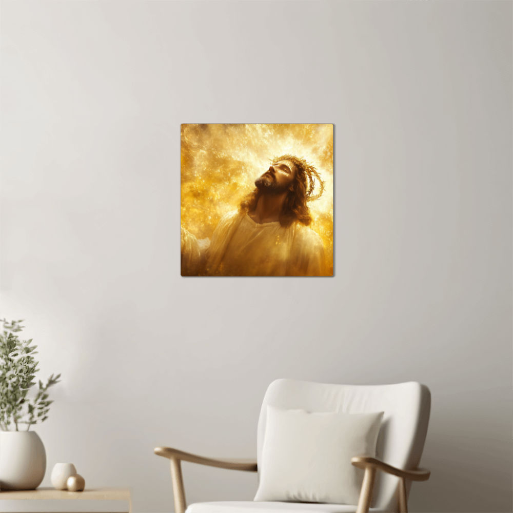 Divine Glory Wall Decor – Radiant Christ, Crown of Thorns, Light of Heaven”