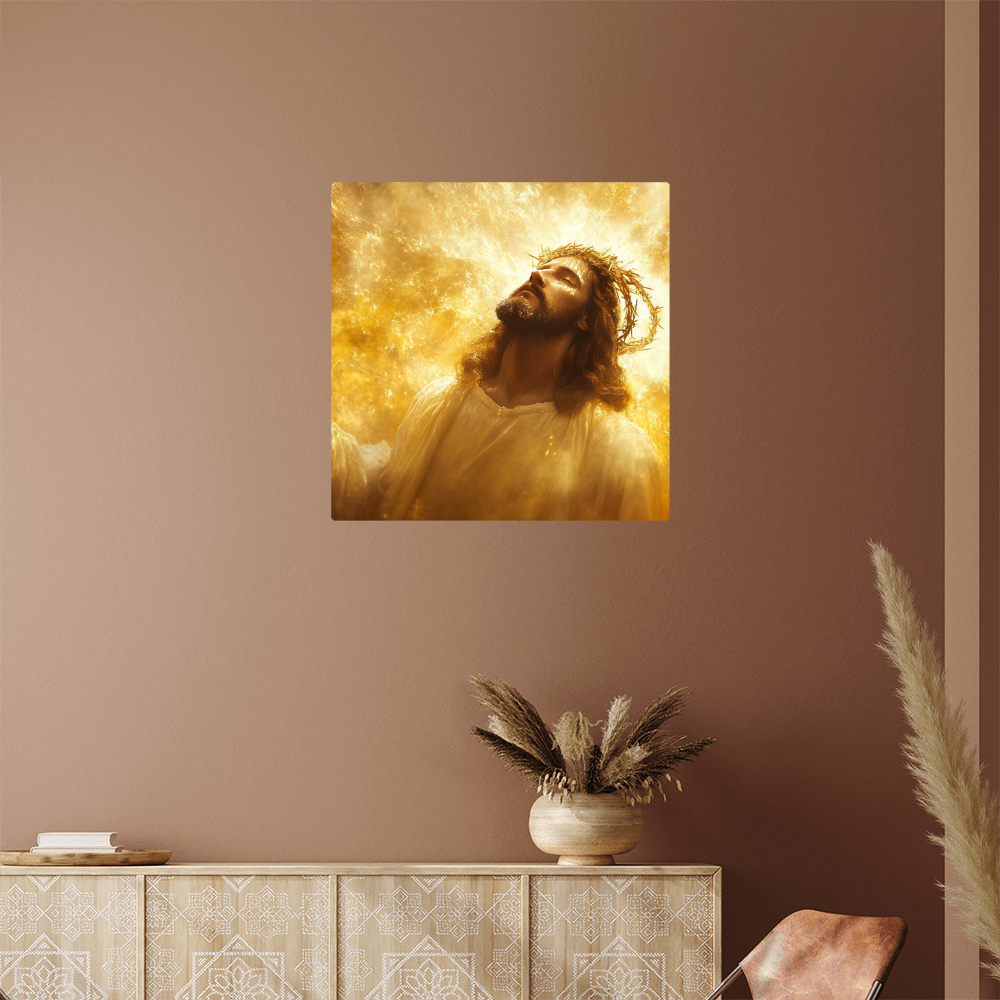 Divine Glory Wall Decor – Radiant Christ, Crown of Thorns, Light of Heaven”